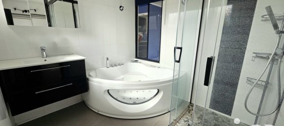 4 bedrooms House in Saint-Saulve, France No. 363068 10