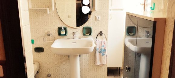 4 rooms Apartment in Reggio Emilia, Italy No. 74993 13