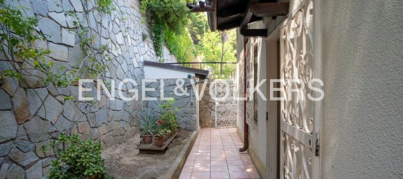 8 rooms House in Andora, Italy No. 64962 5