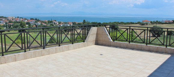 240m² Commercial property in Methoni, Greece No. 3536 12