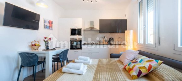 Studio in Parma, Italy, Nr. 345517 3