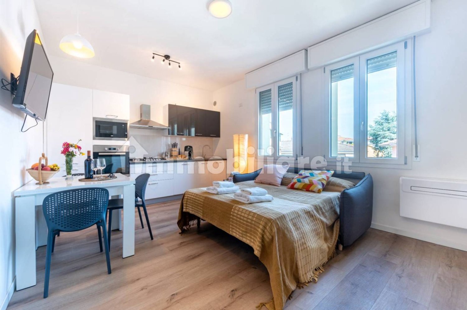 Studio in Parma, Italy, Nr. 345517