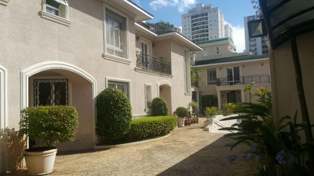 4 bedrooms House in Sao Paulo, Brazil No. 495799