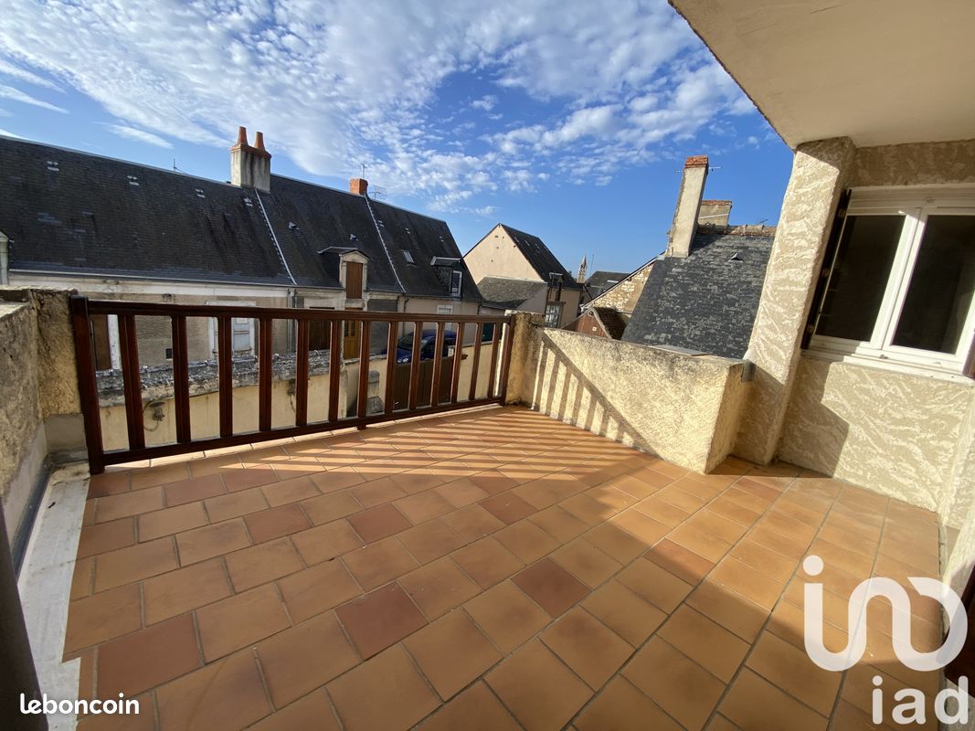 4 bedrooms Townhouse in Deols, France No. 64220
