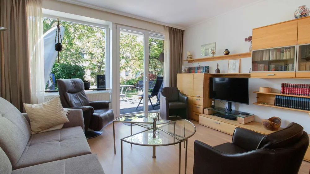 3 غرف نوم شقة في Alt-Hohenschonhausen, Germany رقم 321847