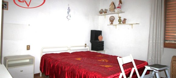 Вилла с 3 комнатами в Фильине и Инчиза Вальдарно, Италия № 12859 4