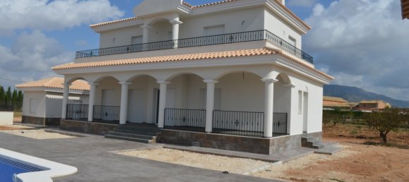4 Schlafzimmer Villa in Pinoso, Spain, Nr. 8650 19