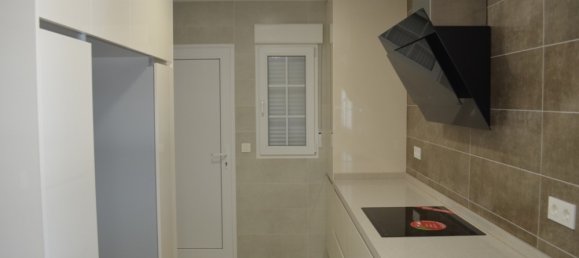 4 Schlafzimmer Villa in Pinoso, Spain, Nr. 8650 11