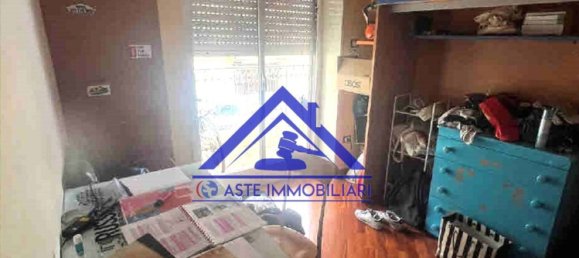 3 rooms Apartment in Caserta, Italy No. 96876 13