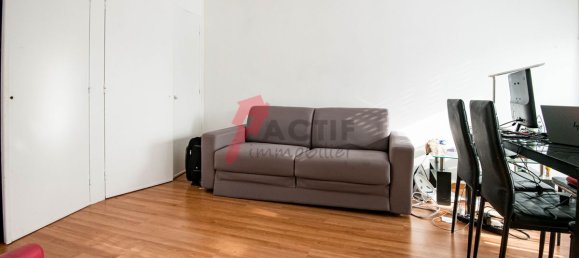 2 chambres Appartement à Évry, France No. 185541 3