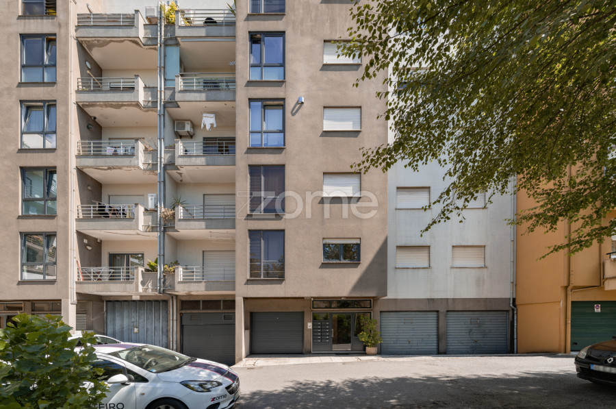 3 bedrooms Apartment in Braga, Portugal No. 217944