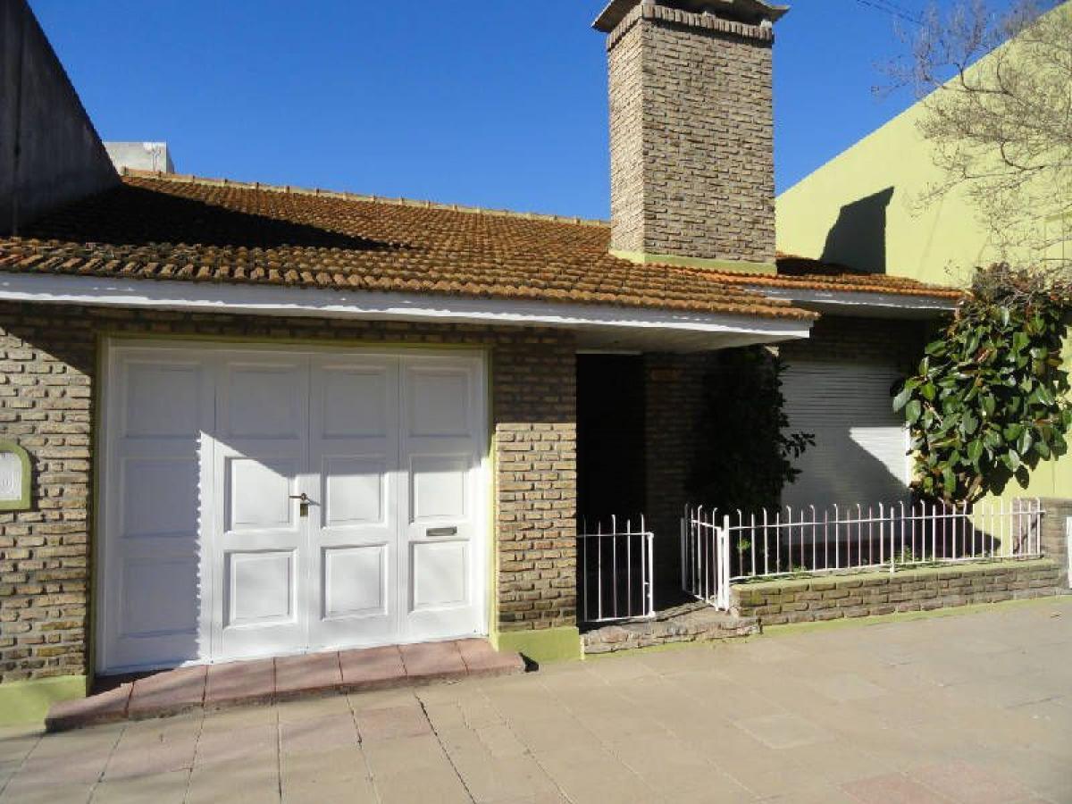 2 bedrooms House in Buenos Aires, Argentina No. 67329