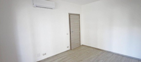 3غرفة شقة في Domodossola, Italy رقم 36685 16