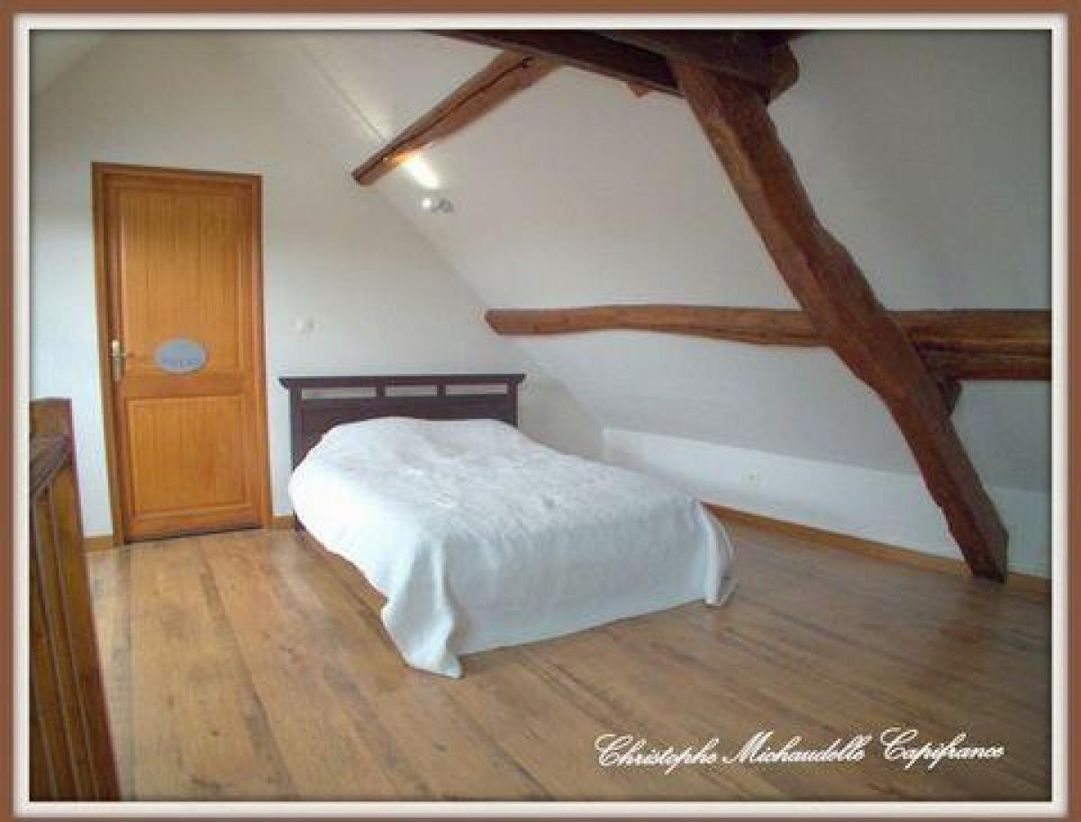 Дом с 4 спальнями в Мо, Франция № 32340