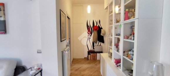 1 bedroom Apartment in Rome, Italy No. 273663 10