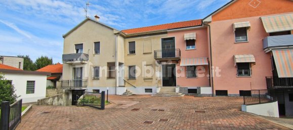 2 bedrooms Apartment in Cogliate, Italy No. 291569 12