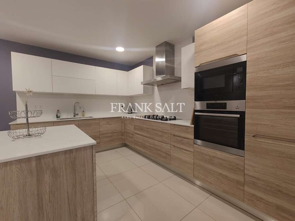 3 bedrooms Apartment in Saint Paul's Bay, Malta No. 10986