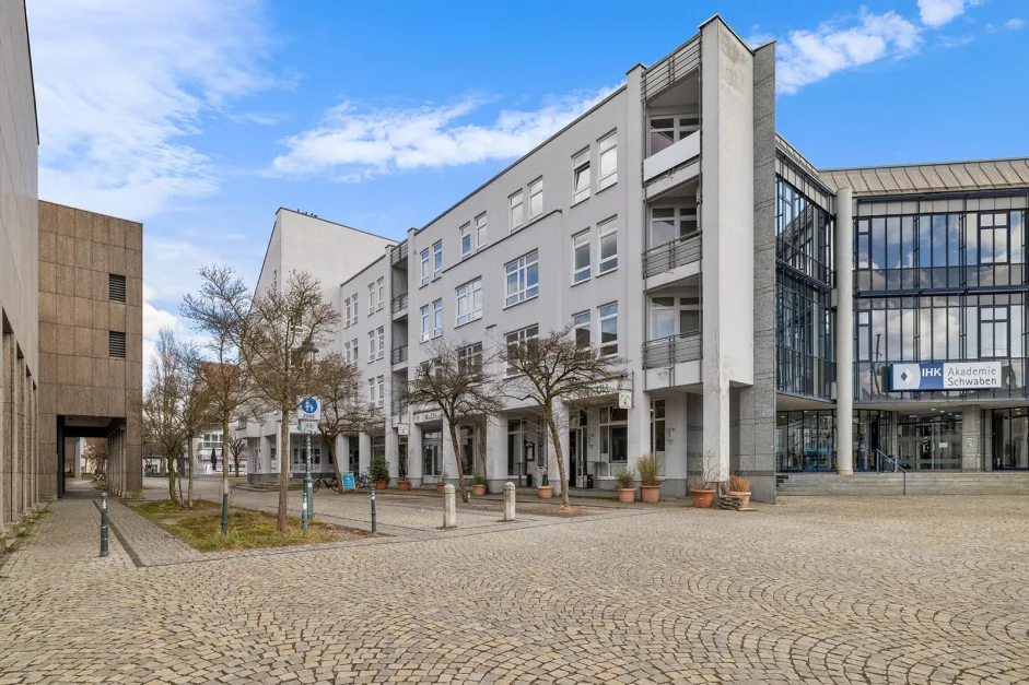 8 rooms Office in Augsburg, Germany No. 73706