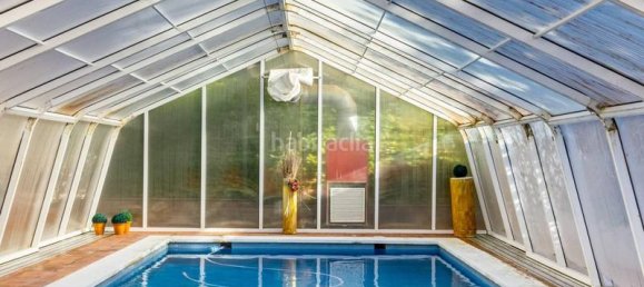 5 bedrooms House in L'Hospitalet de Llobregat, Spain No. 171002 11