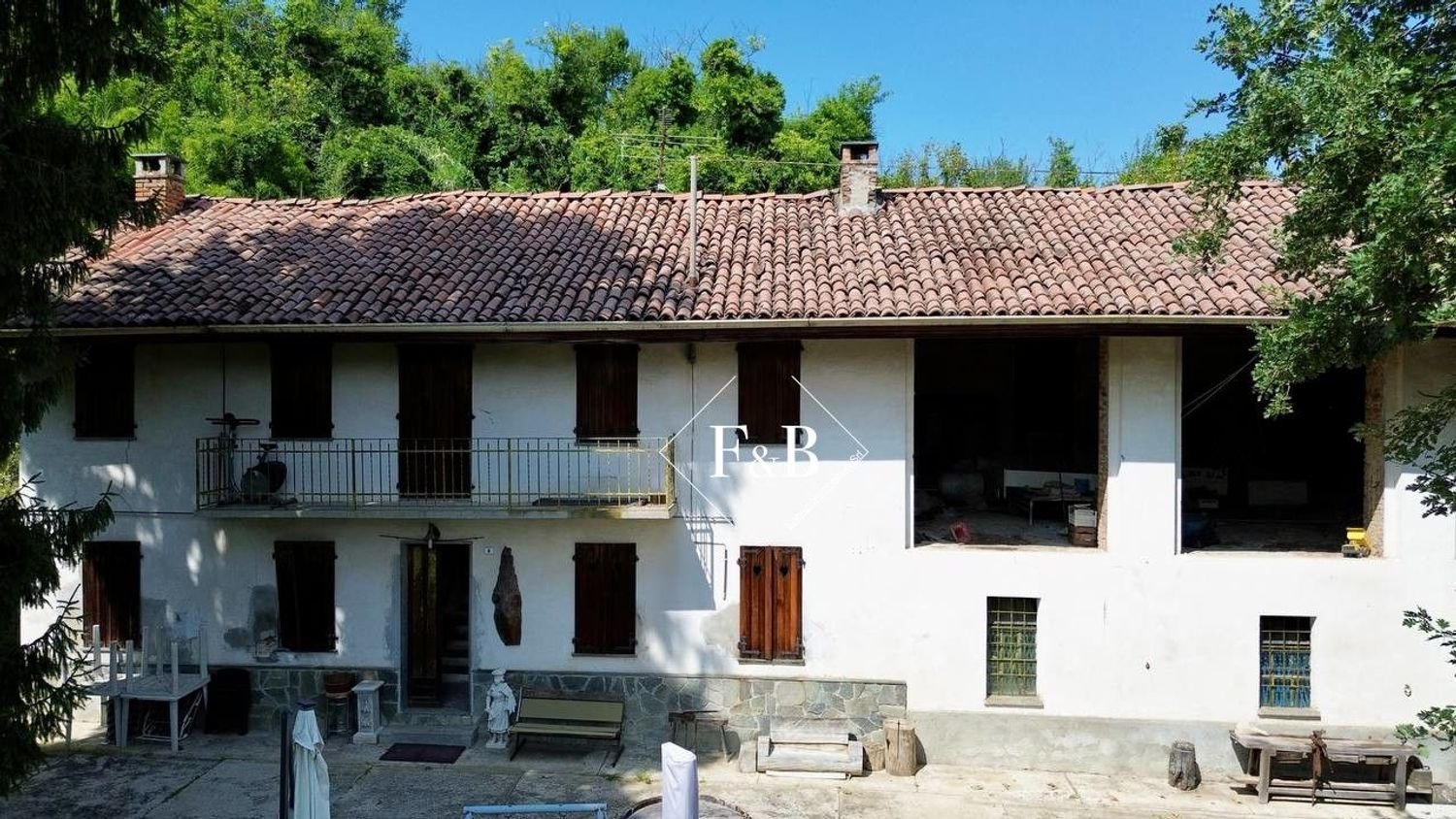 10 rooms House in Montechiaro d'Asti, Italy No. 264917