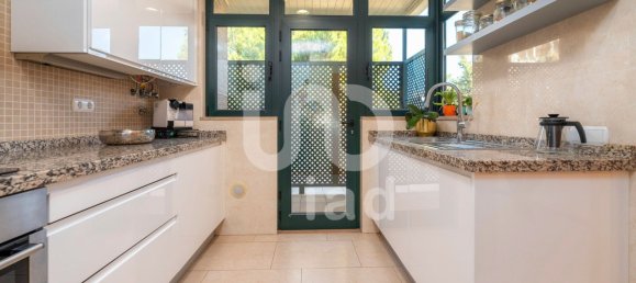 4 غرف نوم منزل في Quarteira, Portugal رقم 129509 24