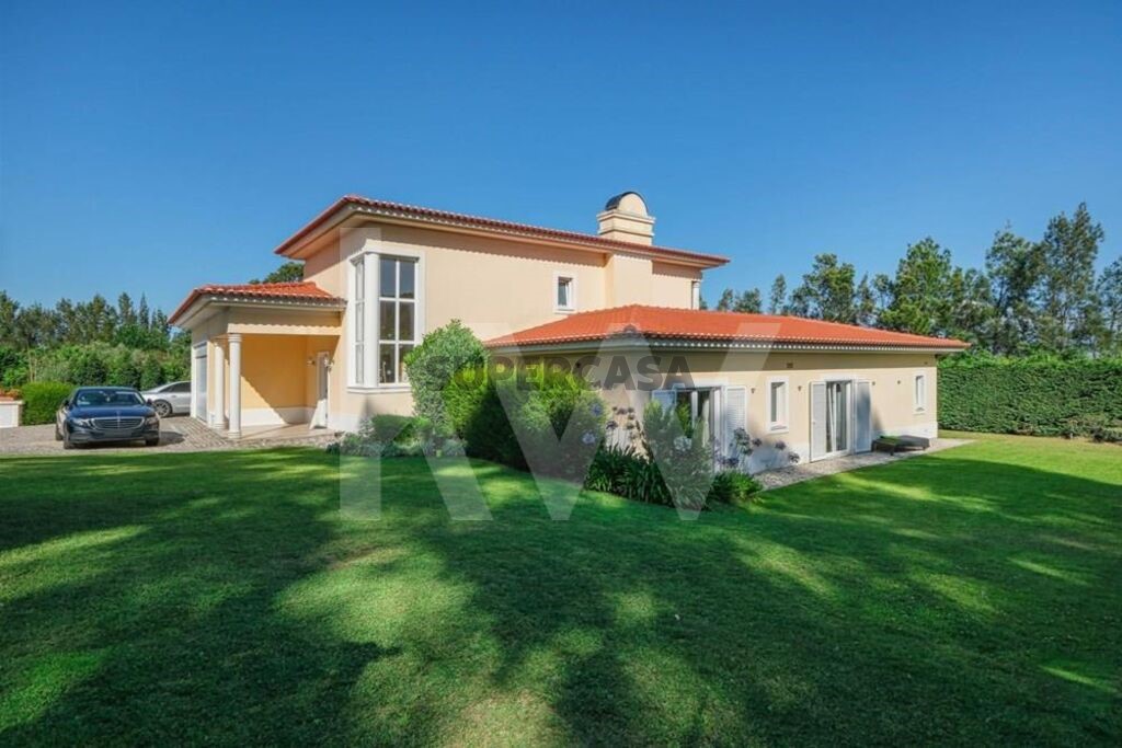 4 غرف نوم منزل في Cascais, Portugal رقم 160118