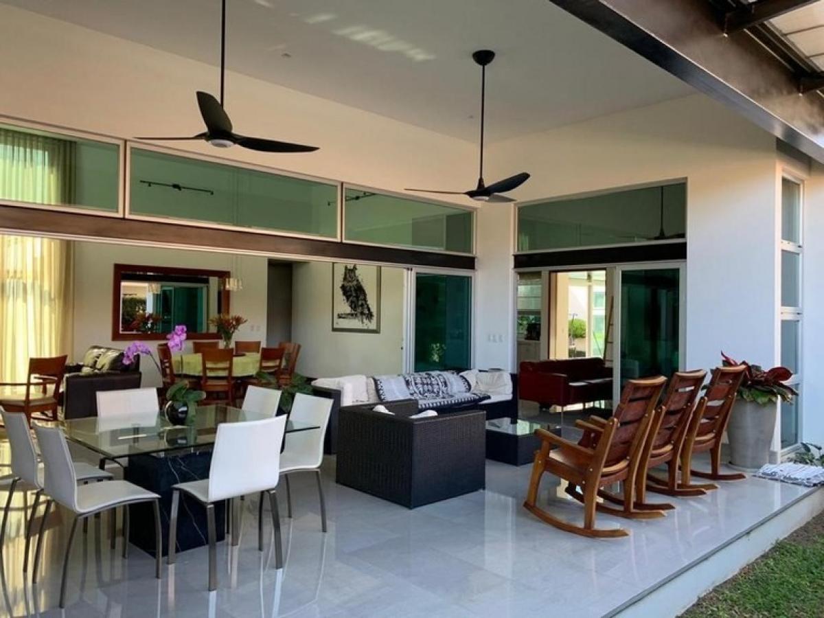 4 dormitorios сasa en venta en Santa Ana, San José, Costa Rica № 241