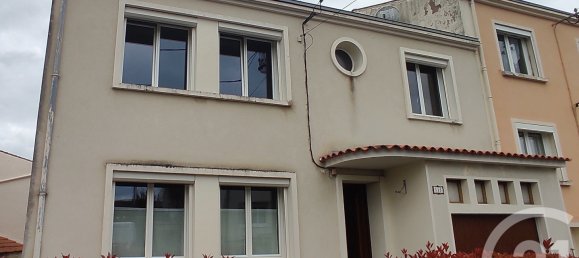 Casa de 5 dormitorios en Saintes, France No. 104891 3