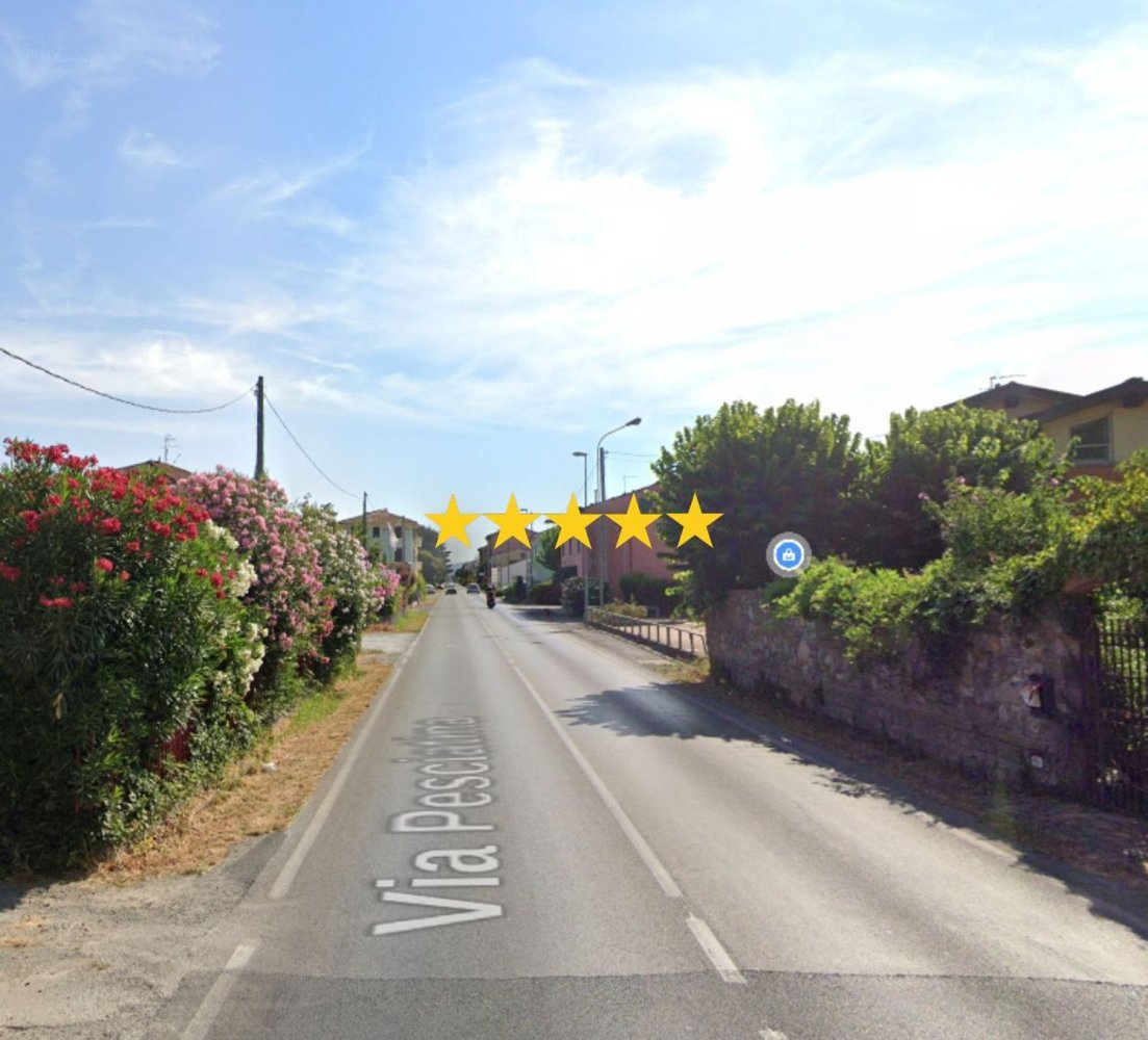 3 rooms Apartment in Lucca, Italy No. 197010