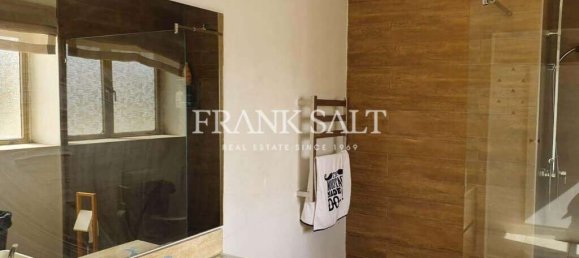 Villa de 3 dormitorios en Bahar ic-Caghaq, Malta No. 6985 10