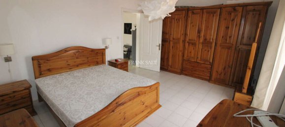 Villa de 3 dormitorios en Bahar ic-Caghaq, Malta No. 6985 12