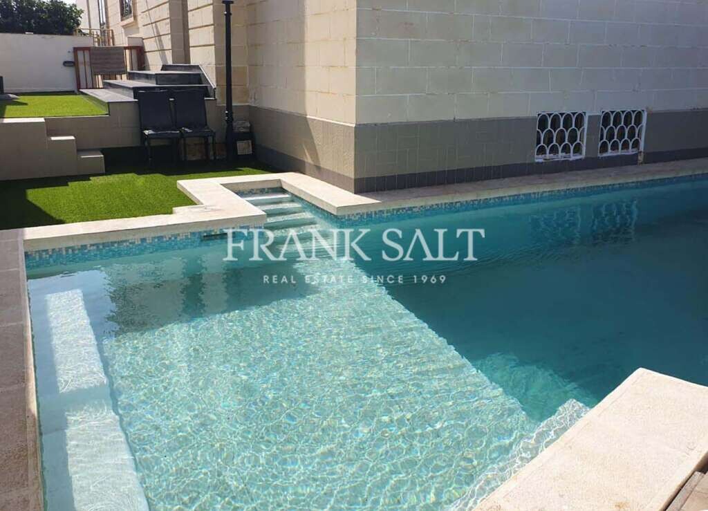 Villa de 3 dormitorios en Bahar ic-Caghaq, Malta No. 6985