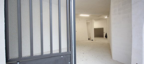  مرآب في Genoa, Italy 23متر مربع رقم 53085 5