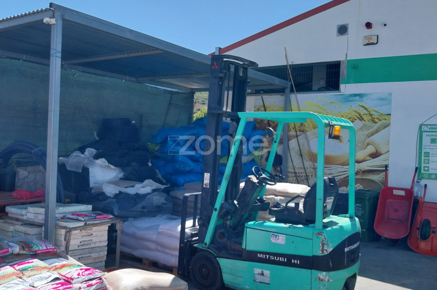 800m² Commercial property in Sao Bartolomeu de Messines, Portugal No. 65916