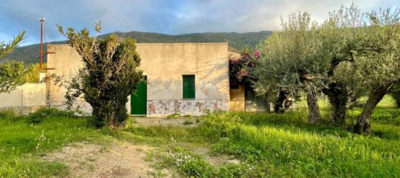 Дом с 4 спальнями в Кастелламмаре дель Гольфо, Италия № 272491 34