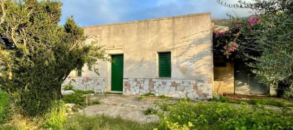 Дом с 4 спальнями в Кастелламмаре дель Гольфо, Италия № 272491 19