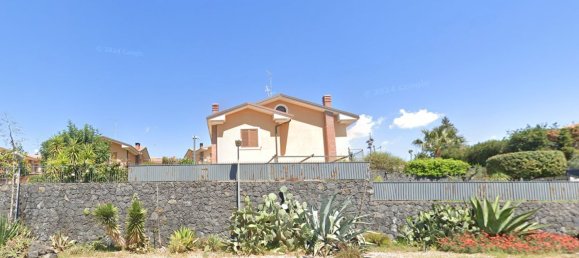 8 rooms House in Trecastagni, Italy No. 151962 4