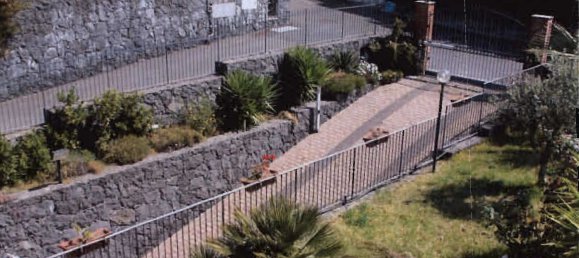 8 rooms House in Trecastagni, Italy No. 151962 10