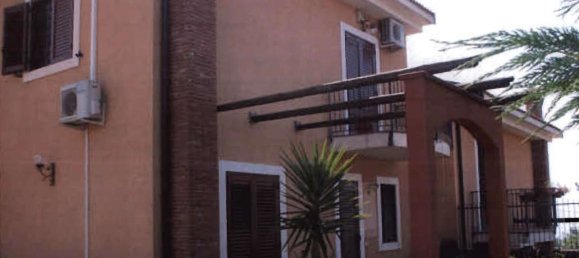 8 rooms House in Trecastagni, Italy No. 151962 6