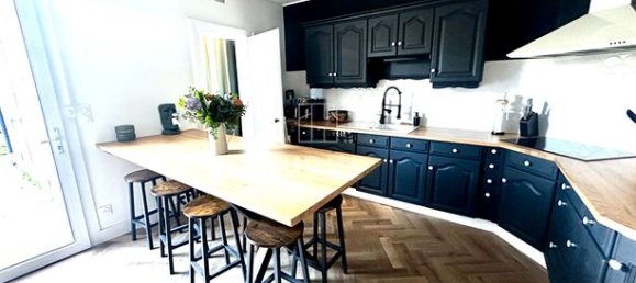 3 bedrooms House in Le Mans, France No. 309433 2