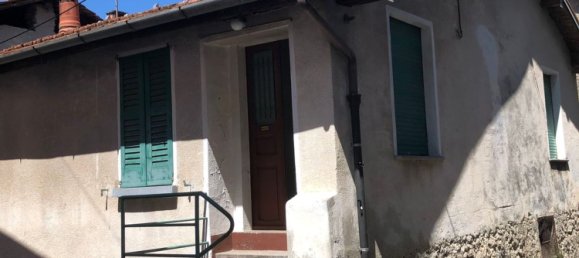 3-Zimmer Haus in Porto Valtravaglia, Italy, Nr. 186682 11