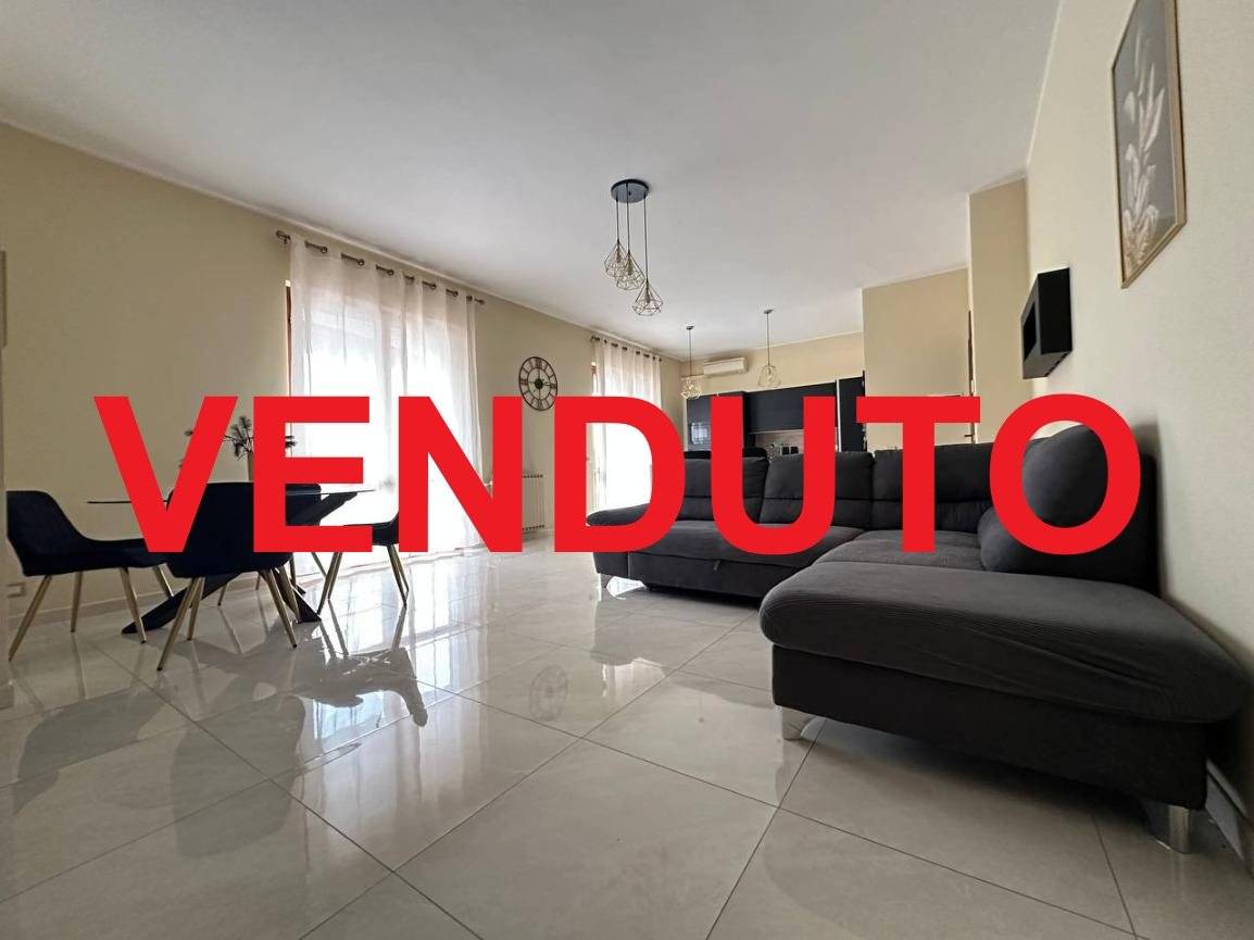 4 bedrooms Villa in Basiano, Italy No. 5015