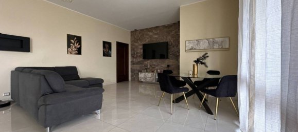 4 bedrooms Villa in Basiano, Italy No. 5015 8
