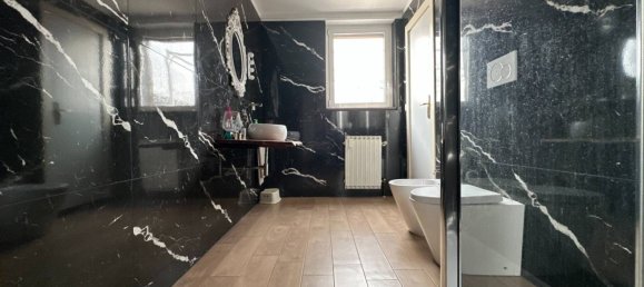 4 bedrooms Villa in Basiano, Italy No. 5015 25