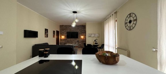 4 bedrooms Villa in Basiano, Italy No. 5015 12