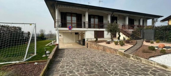 4 bedrooms Villa in Basiano, Italy No. 5015 27