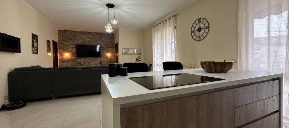 4 bedrooms Villa in Basiano, Italy No. 5015 10