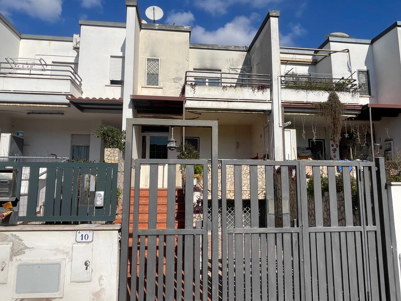 7 rooms House in Nettuno, Italy No. 107262