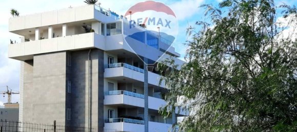 2 chambres Appartement à Bari, Italy No. 161656 16