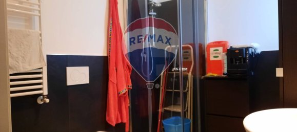 2 chambres Appartement à Bari, Italy No. 161656 7